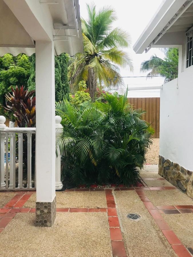 Hotel Maceo メルガル エクステリア 写真